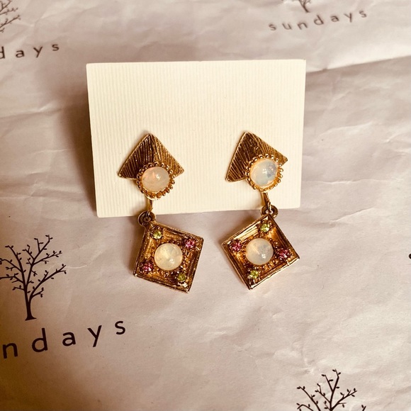 True Vintage Art Deco Style Earrings - Picture 5 of 9